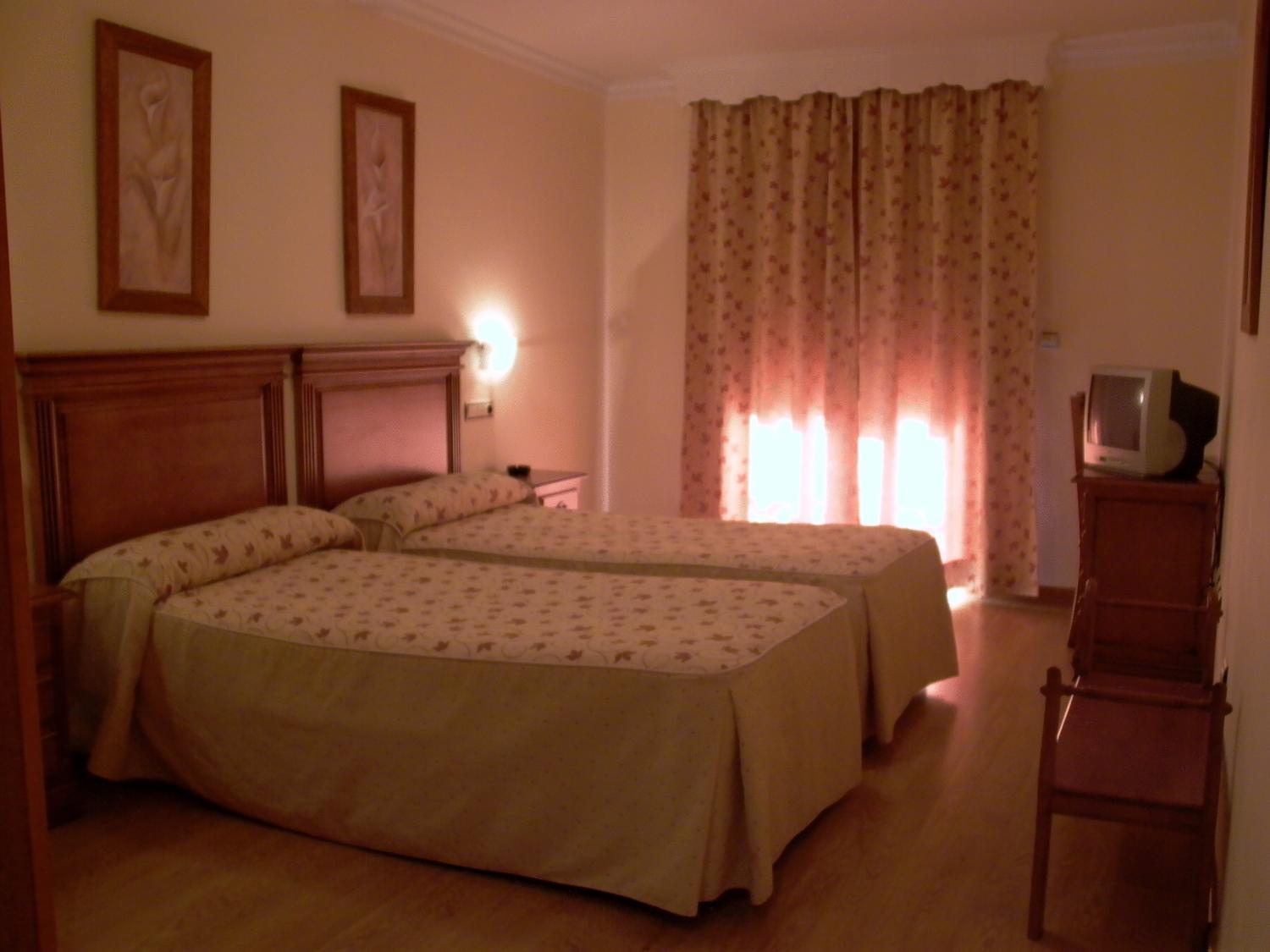Hotel La Higuera Guejar Sierra Zimmer foto